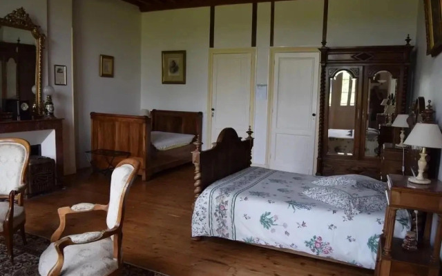 Chateau Les Tours Seguy