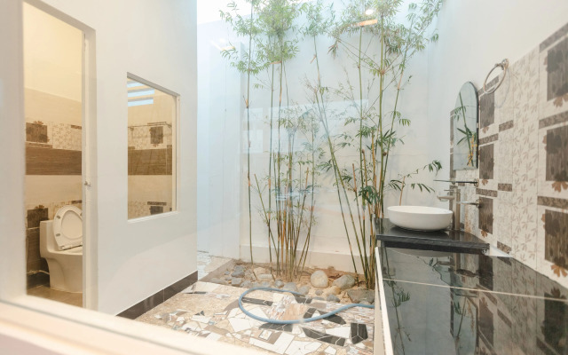 Suoi TIen Hills Hotel