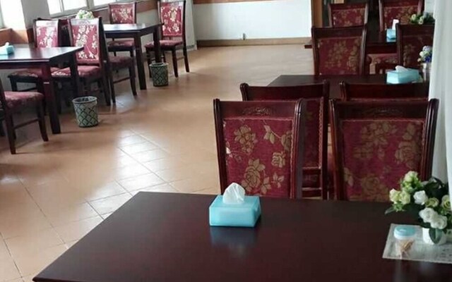 Green Inn Huainan Tianjiaan District Wanda Plaza Express Hotel