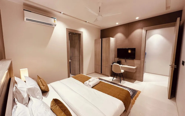 The Lodgers Luxury Hotel Near GolfCourse