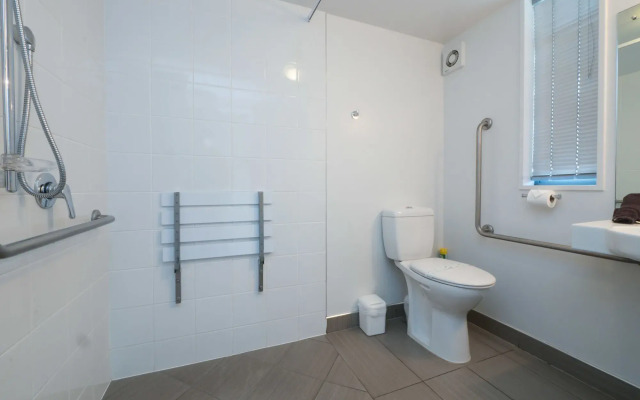 Bellano Motel Suites