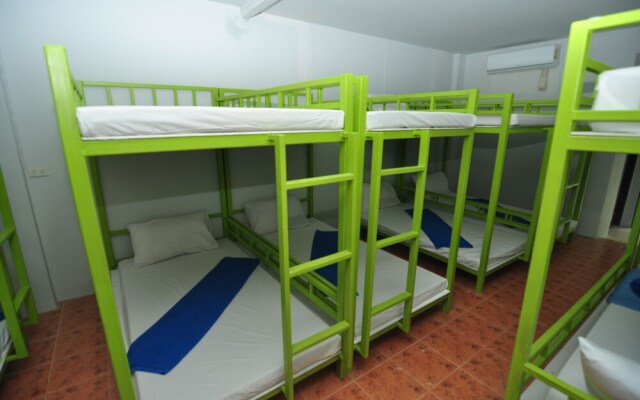 Phi Phi Backpacker - Hostel