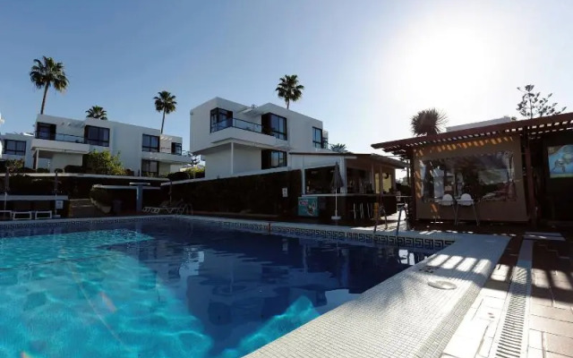 Coral Dreams Time To Smile