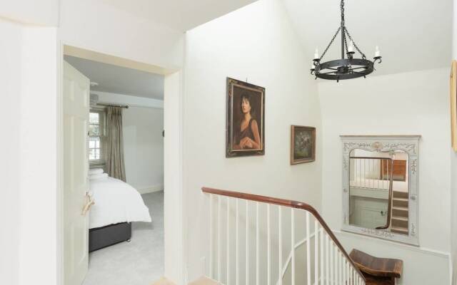 Stunning 2BD property w/ garden in Salisbury