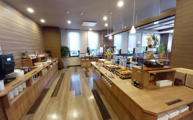 Hotel Route-Inn Yamanashi Chuo