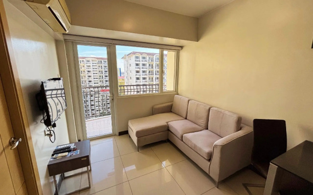 Extremeli Suites