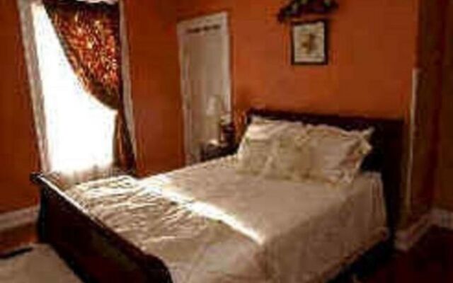 Six Acres Bed & Breakfast