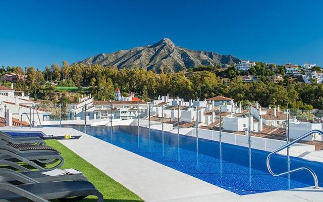 ALB-Luxury 3 bedroom apt Nueva Andalucia