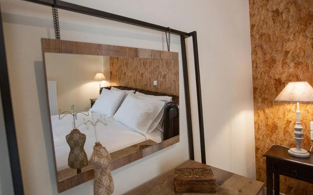 V Luxury Apartment 1