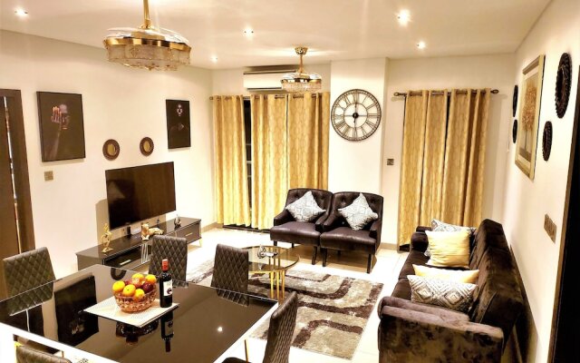 Chafford Suite-Douglas Luxury Apartments
