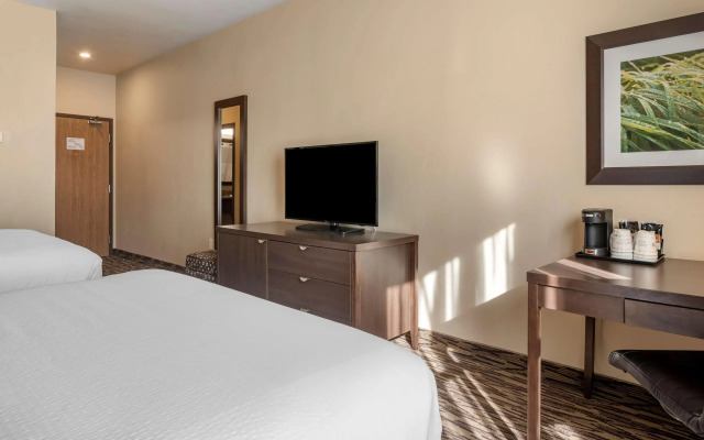 Best Western Plus Bridgewater Hotel & Convention Centre