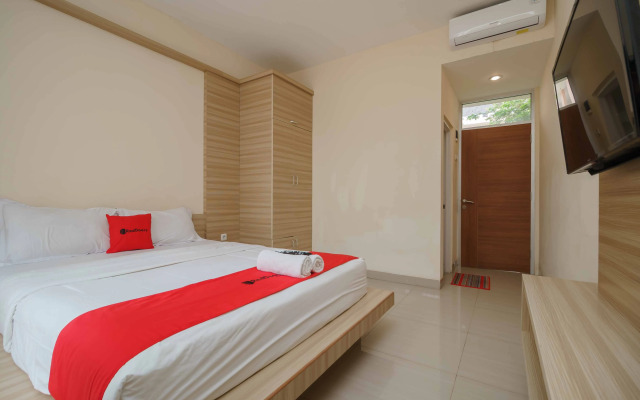 RedDoorz Syariah Plus @ Wisma Bougenville Karawaci