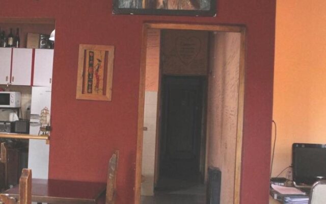 Hostel Rogupani