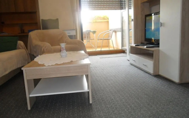 Apartments Batovanja