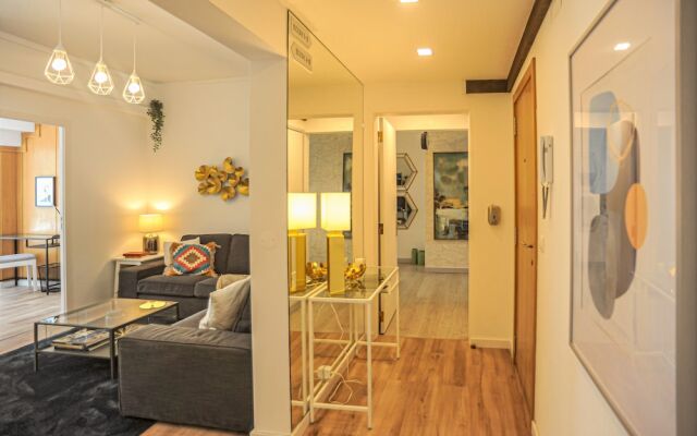 My Fair Lisbon -modern flat with elevator in central Lisbon