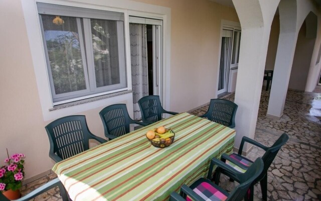 Ana - Great Location, Near the Beach - A1