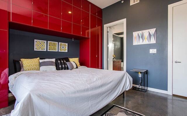 Convenient Condo Near Zilker & Barton Springs!