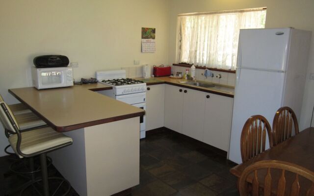 Marri Lodge & Cottages