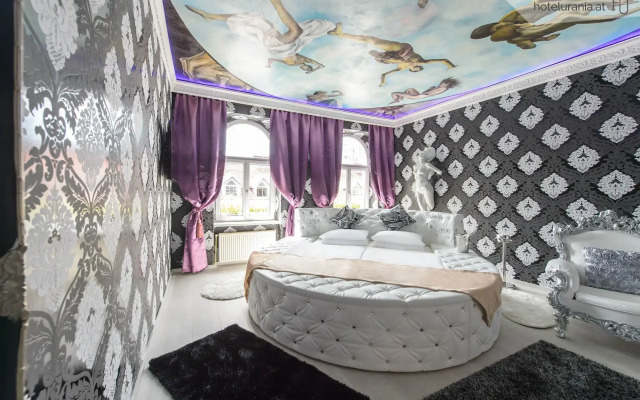 Hotel Urania