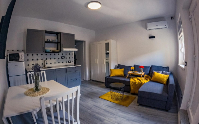 Deluxe Apartments "Nona Fa"