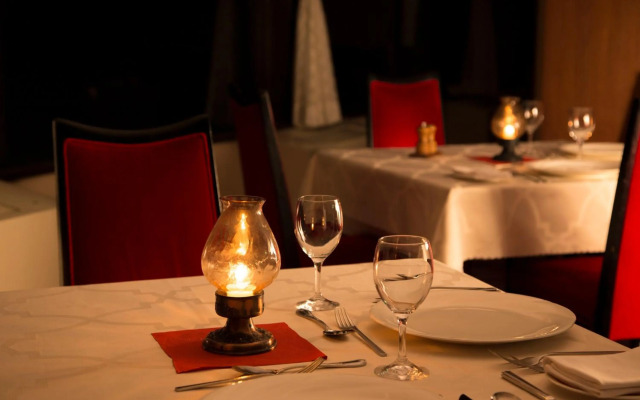 Manza Prince Hotel