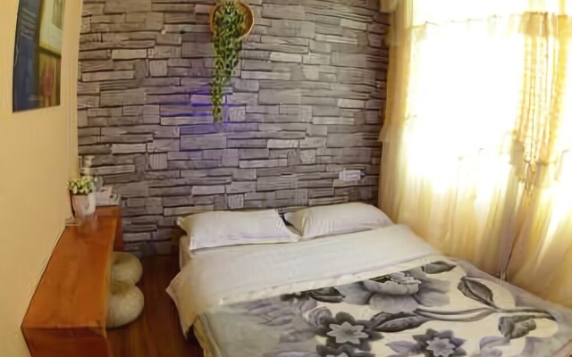 Kuanzhai Xiangzi Holiday Hotel