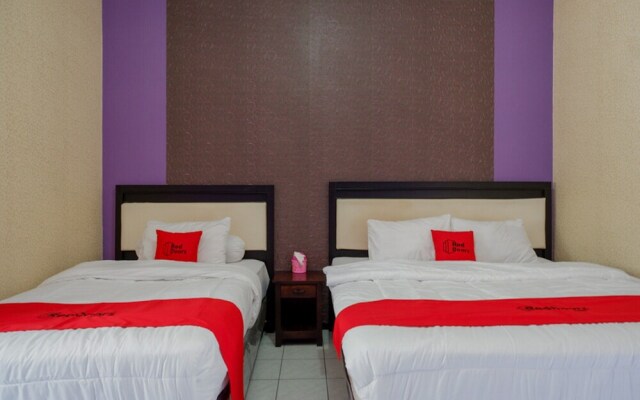 Ungu National Hotel by RedDoorz