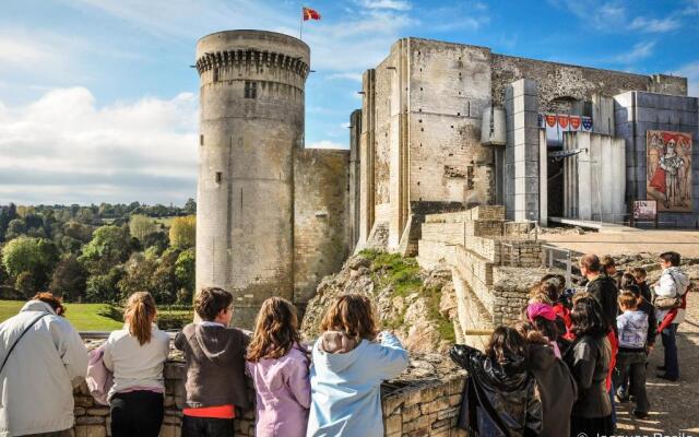 ibis Falaise Coeur de Normandie