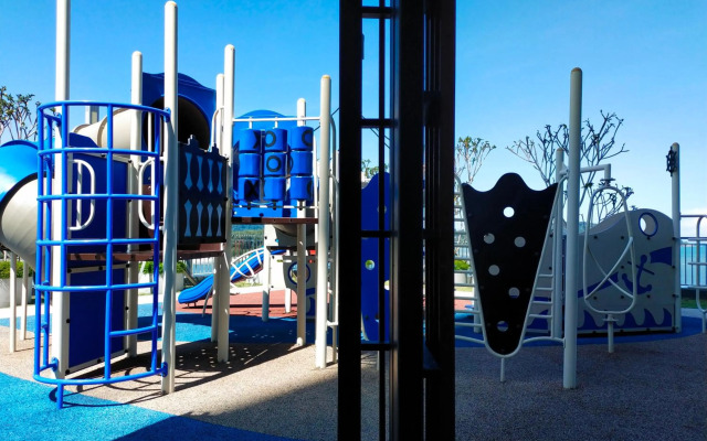 ZilleVille Studio Suite Seaview With Balcony at Imperium Residence