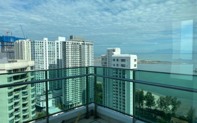Mansion One Suites @Gurney Drive Seaview Studio Apartment by Sarah's Lodge – Outside – George Town