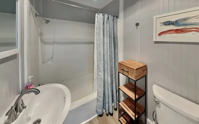 Kirk's Mema's Beach by Topsail Realty