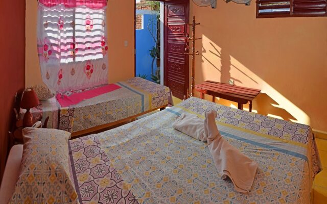 Fambyh YAL 80 Hostal Trinidad Cuba