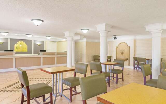 La Quinta Inn by Wyndham Denver Northglenn