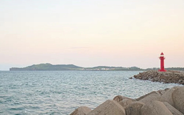 Jeju Sanbangsan Tansan Oncheon Pension