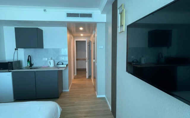 Sea Apartment