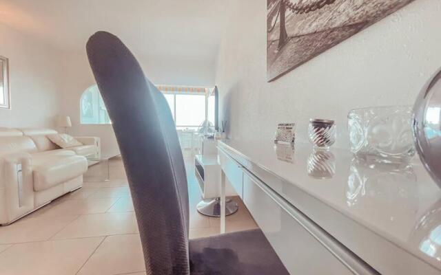 Ocean view apartment in Callao Salvaje CS123