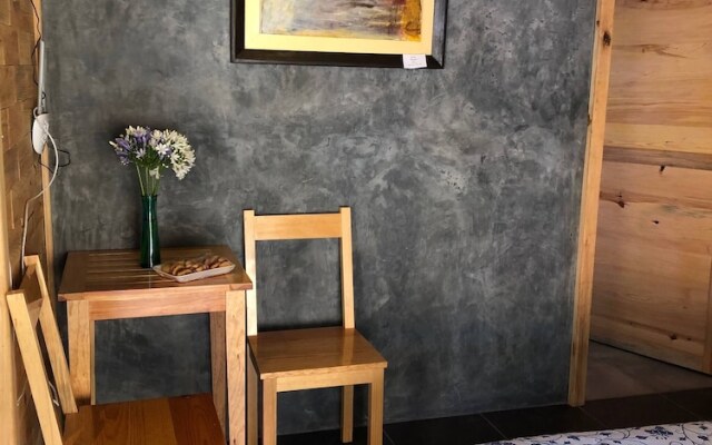 Room-cozy Studio With Heating Near San C