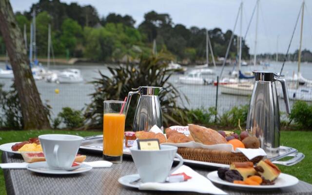 Best Western Plus Hôtel Le Roof