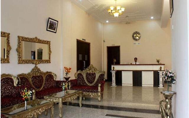 Geetanjali Hotel & Motel