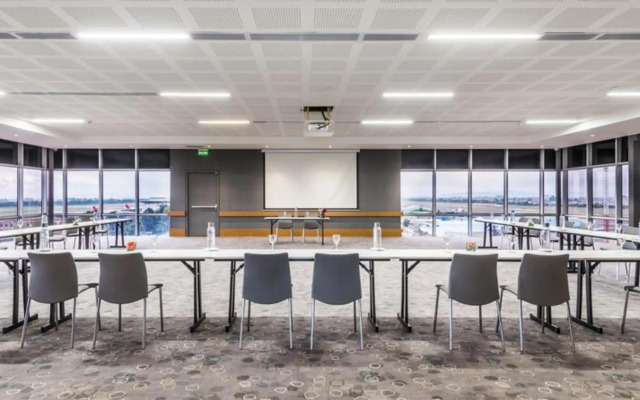 Courtyard by Marriott Bogota Airport