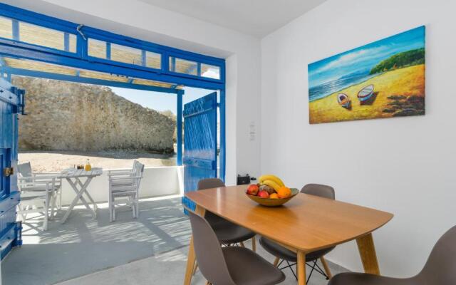 Almera Sea View Boat House