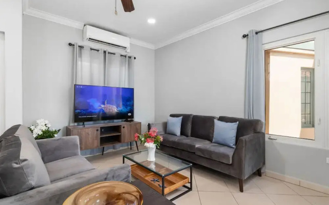 NEW 2BR 2BA Gated Community w Pool Palm Beach