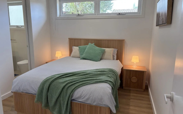 Winter Escape-private spa – Guest Rooms – Melbourne