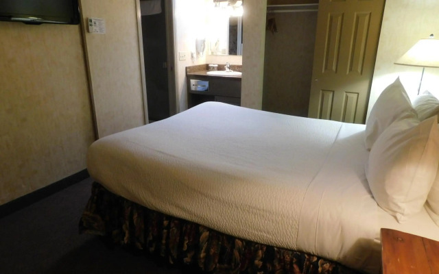 Douglas Fir Resort and Chalets