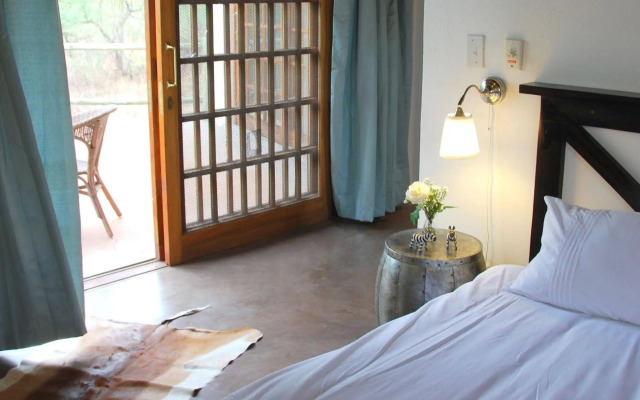 Mbizi Bush Lodge