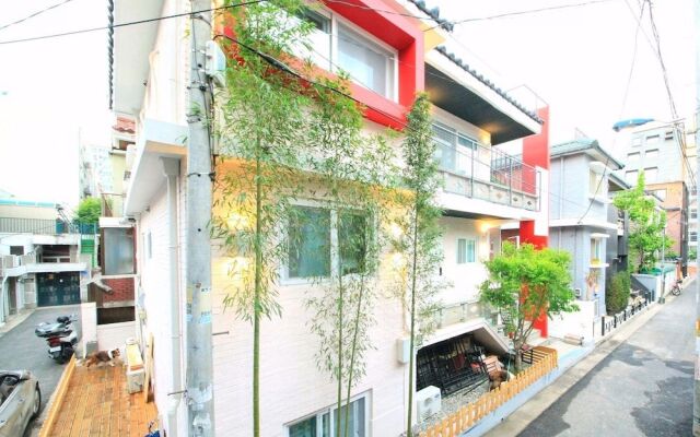 ZIBRO H guesthouse