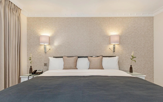 Mayfair House
