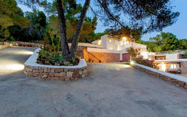 Villa in Ibiza Town, sleeps 6 - Can Damia