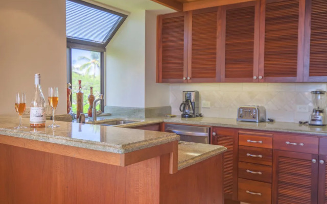 Mauna Lani Terrace Condominium