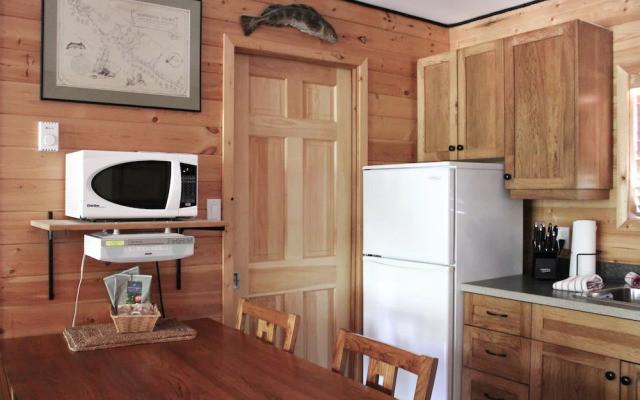 Wild Pacific Waterfront Cabins